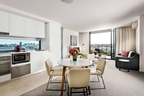 Ramada By Wyndham VetroBlu Scarborough Beach - Accommodation Cairns 42