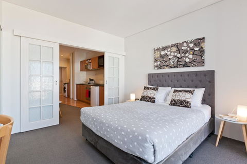 Central City Exclusive Apartments - Accommodation Cairns 12