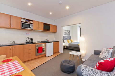 Central City Exclusive Apartments - Accommodation Cairns 7