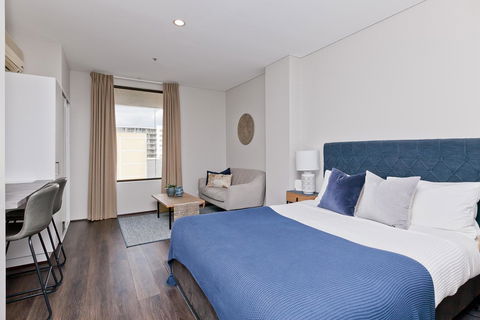 Central City Exclusive Apartments - Accommodation Cairns 25