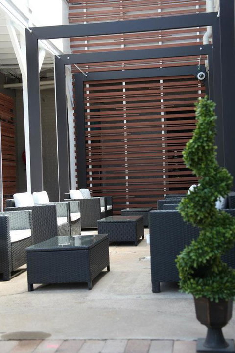 Crossroads Hotel - Accommodation Cairns 17