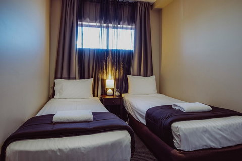 Crossroads Hotel - Accommodation Cairns 8