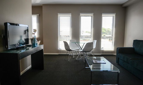 Crossroads Hotel - Accommodation Cairns 7