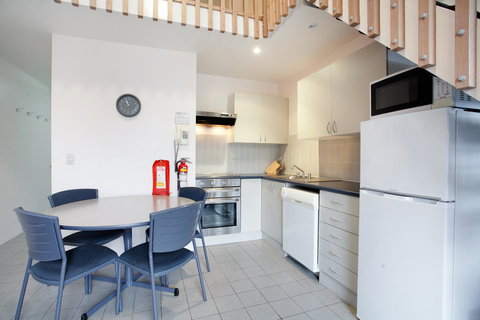 Lantern 1 Bedroom Balcony With Panoramic View - Accommodation Cairns 17