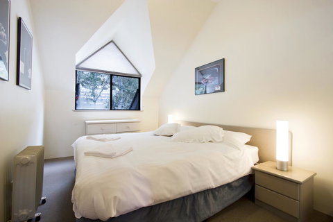 Lantern 1 Bedroom Balcony With Panoramic View - Accommodation Cairns 36