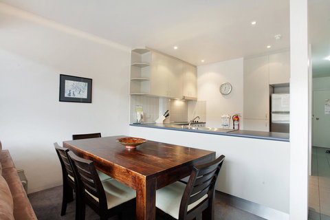 Lantern 1 Bedroom Balcony With Panoramic View - Accommodation Cairns 8