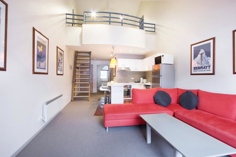 Lantern 1 Bedroom Balcony With Panoramic View - Accommodation Cairns 21