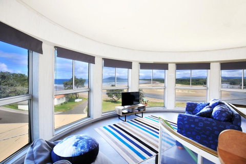The Rotunda, Gerroa - Accommodation Cairns 2