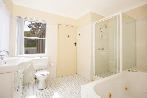 The Rotunda, Gerroa - Accommodation Cairns 22