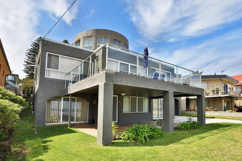 The Rotunda, Gerroa - Accommodation Cairns 29