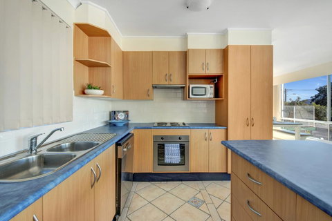 The Rotunda, Gerroa - Accommodation Cairns 13
