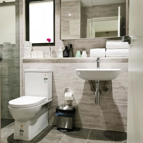 Modern & Cosy 2-Bedroom Apartment Hornsby - Accommodation Cairns 12
