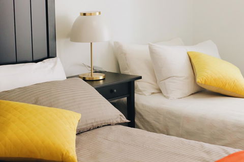 Modern & Cosy 2-Bedroom Apartment Hornsby - Accommodation Cairns 0