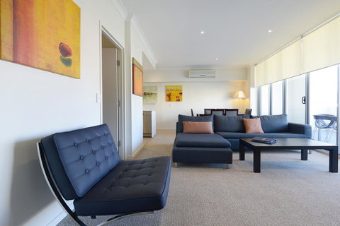 Macquarie Waters Boutique Apartment Hotel - Accommodation Cairns 11