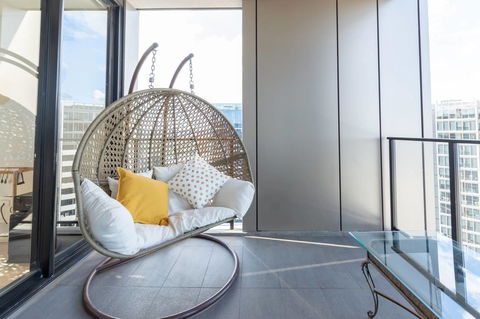 Japanese Style Waterfront Apt Wt Rooftop Pool - Accommodation Cairns 14