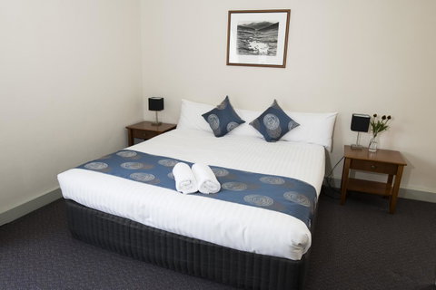 Banjo Paterson Inn - Accommodation Cairns 25
