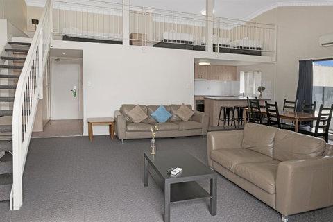 Banjo Paterson Inn - Accommodation Cairns 28