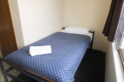Banjo Paterson Inn - Accommodation Cairns 13