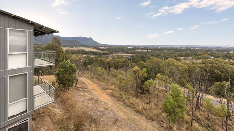 Oaks Cypress Lakes Resort - Accommodation Cairns 1