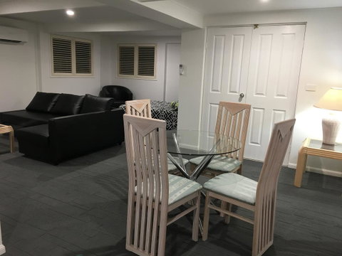 Arena Blanca Studio Apartment - Accommodation Cairns 14