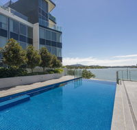 Accommodate Canberra - Lakefront - Accommodation Cairns