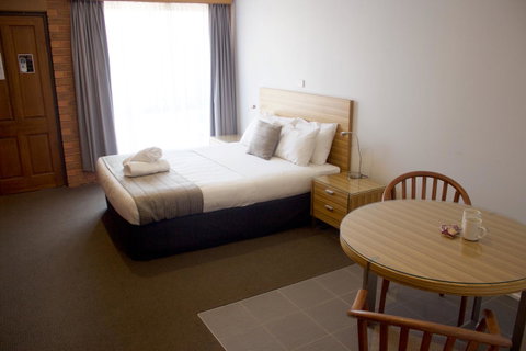 Albury Paddlesteamer Motel - Accommodation Cairns 23