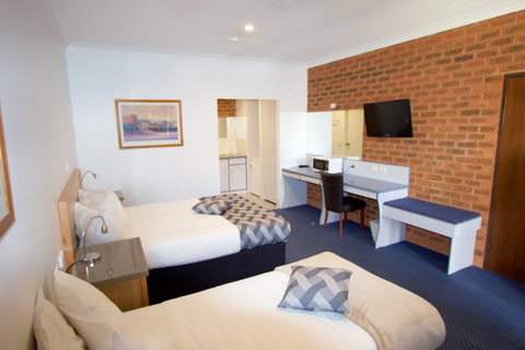 Albury Paddlesteamer Motel - Accommodation Cairns 16