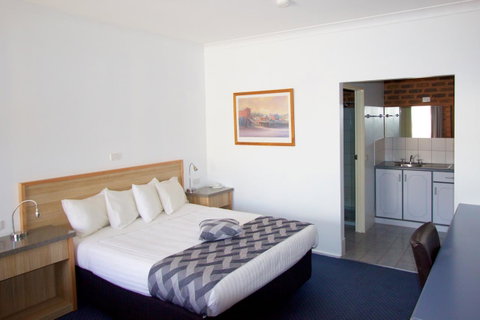 Albury Paddlesteamer Motel - Accommodation Cairns 26