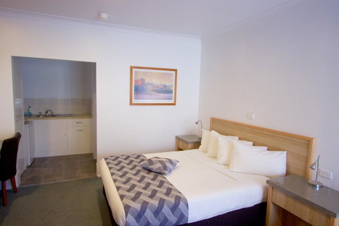Albury Paddlesteamer Motel - Accommodation Cairns 34