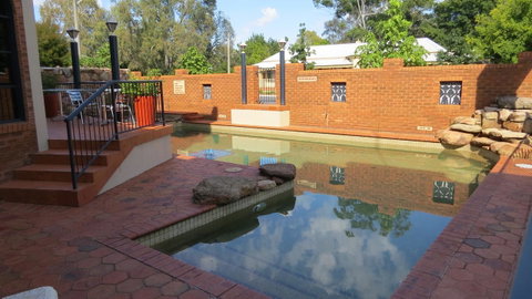 Albury Paddlesteamer Motel - Accommodation Cairns 7