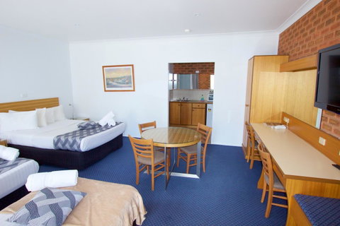 Albury Paddlesteamer Motel - Accommodation Cairns 37