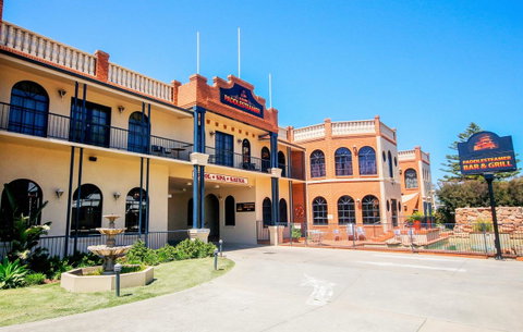 Albury Paddlesteamer Motel - Accommodation Cairns 0