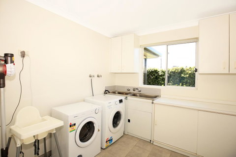 Neptune I Absolute Beachfront I Stunning Views - Accommodation Cairns 25