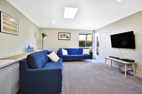 Neptune I Absolute Beachfront I Stunning Views - Accommodation Cairns 7