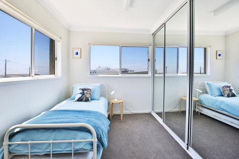 Neptune I Absolute Beachfront I Stunning Views - Accommodation Cairns 14