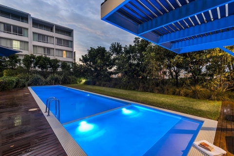 Oaks Nelson Bay Lure Suites - Accommodation Cairns 11