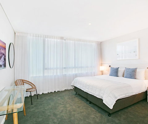 Oaks Nelson Bay Lure Suites - Accommodation Cairns 2