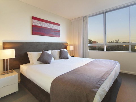 Oaks Nelson Bay Lure Suites - Accommodation Cairns 13