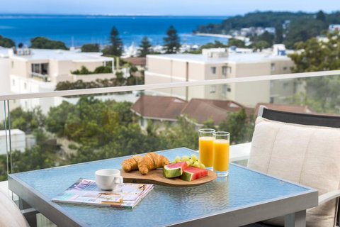 Oaks Nelson Bay Lure Suites - Accommodation Cairns 6