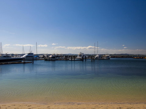 Oaks Nelson Bay Lure Suites - Accommodation Cairns 3