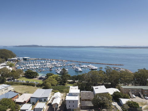 Marina Resort - Accommodation Cairns 2