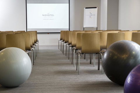 Novotel Newcastle Beach - Accommodation Cairns 20