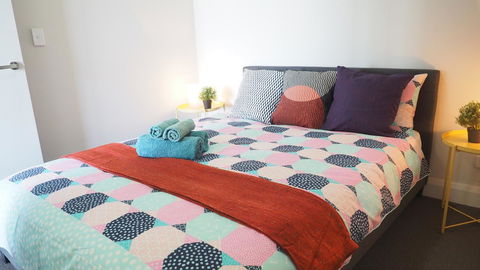 Skygarden Olympic Park View 2 Bedroom Apartment - Accommodation Cairns 34