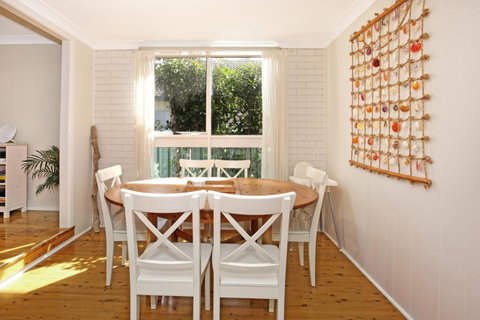 Hayes Beach House I Award Winner I 4 Mins To Beach - Accommodation Cairns 13