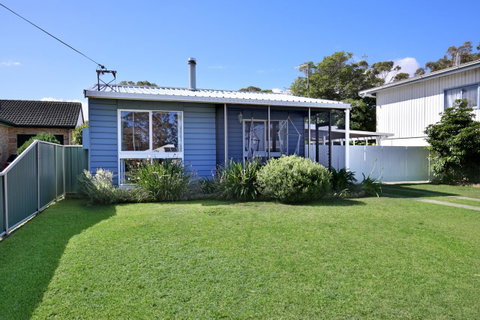 Hayes Beach House I Award Winner I 4 Mins To Beach - Accommodation Cairns 19
