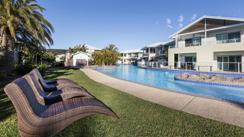 Oaks Port Stephens Pacific Blue Resort - Accommodation Cairns 2