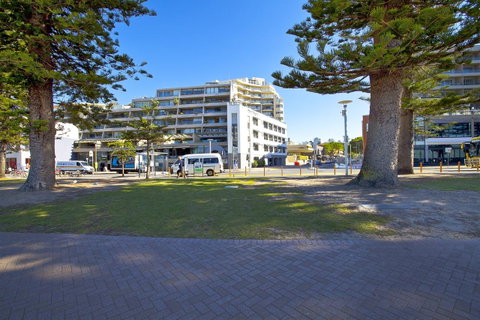 Manly Paradise Motel & Apartments - Accommodation Cairns 20