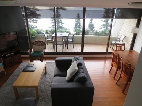 Manly Paradise Motel & Apartments - Accommodation Cairns 27