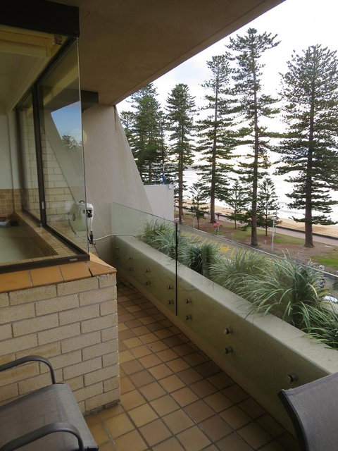 Manly Paradise Motel & Apartments - Accommodation Cairns 40