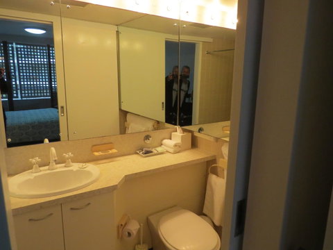 Manly Paradise Motel & Apartments - Accommodation Cairns 39